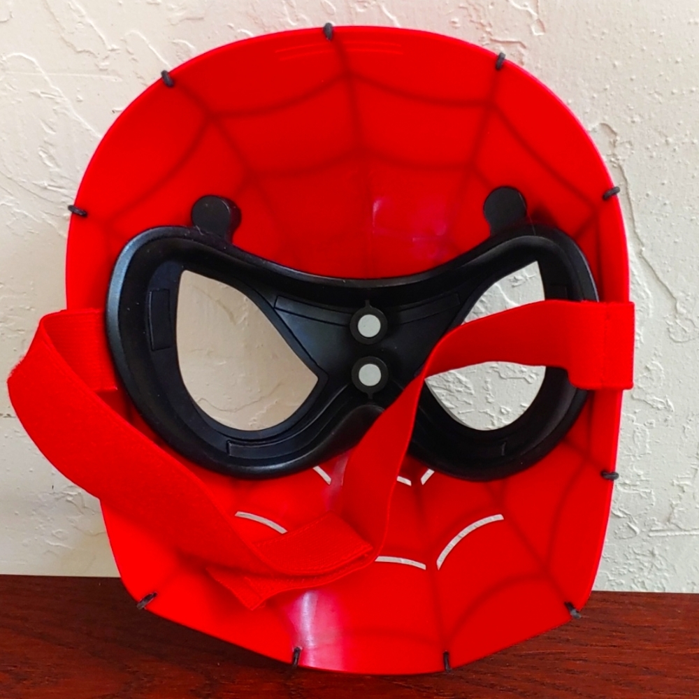 Spider-Man Mask - Picture 2 of 3